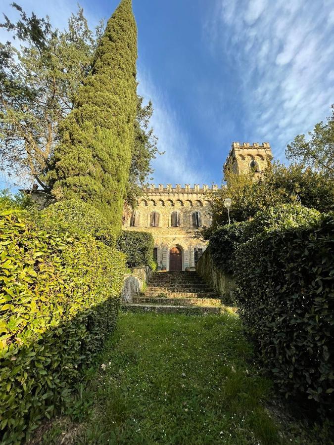 CASA LA TORRE un castello alle porte di Firenze Esterno foto